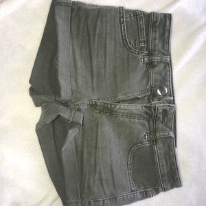 NWOT olive green high waisted shorts